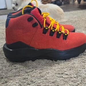Nike Cygnal University Red Ankle Lace Hiking Boot New W/O Tag